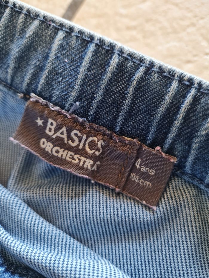 4 jupes taille 4 ans - photo numéro 3