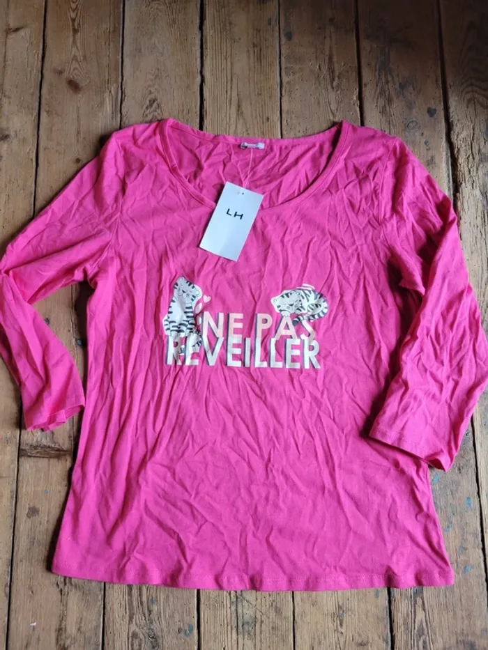 Haut de pyjama neuf