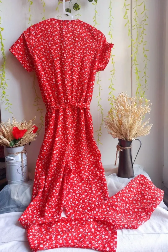 💃 Combi Pantalon Rouge à Fleurs – Taille 36 – La Halle 🌸 - photo numéro 3