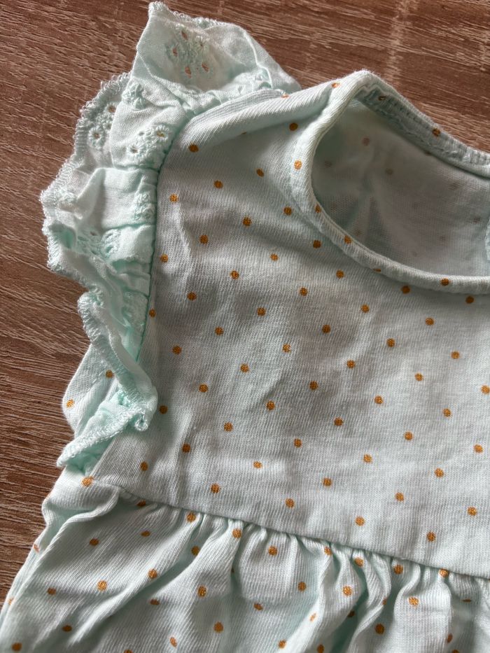 Tee shirt vert pois KIABI t.3m - photo numéro 2