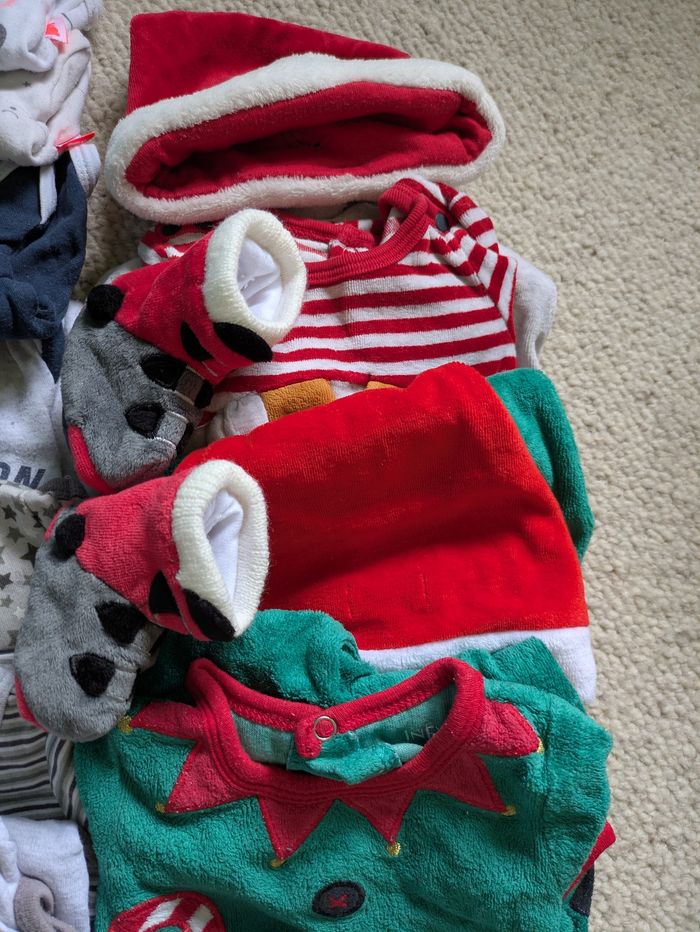 Lot de 10 pièces + bonnets et chaussonspe - photo numéro 6