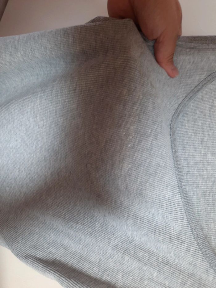 Débardeur gris clair - photo numéro 3