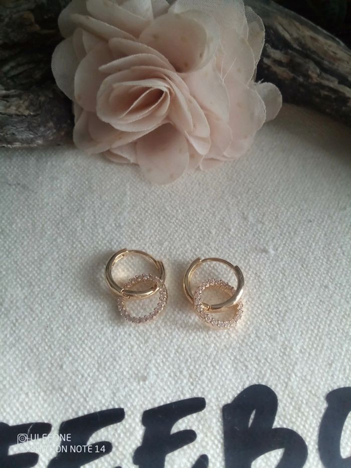 Petites créoles doubles dorées