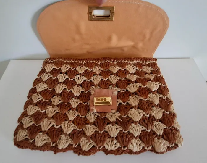 Pochette en raphia et cuir neuve - photo numéro 3