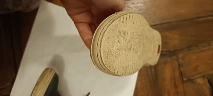 Chaussures Kickers pointure 20 - photo numéro 4