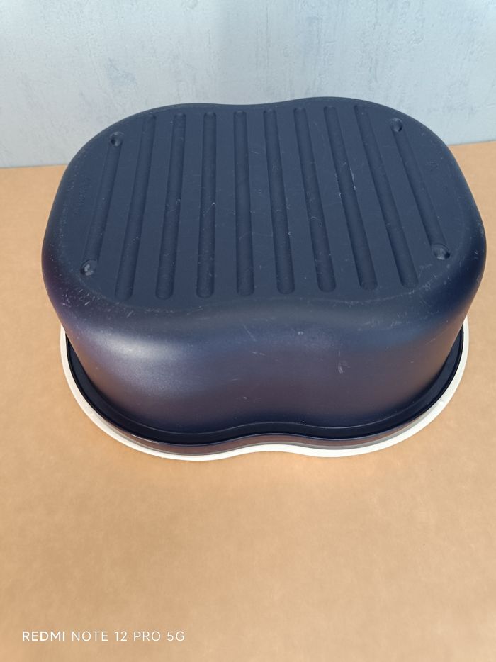 Boite à pain/ brioche Tupperware - photo numéro 2