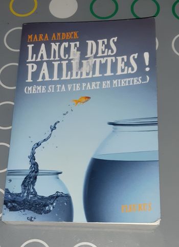 Livre Lance des paillettes