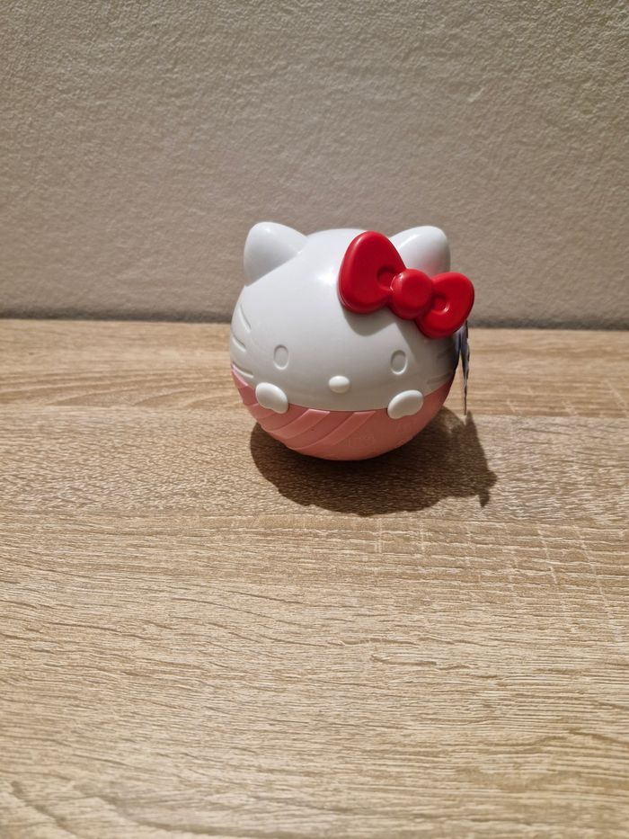 L.O.L surprise hello kitty