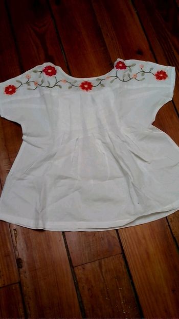 Blouse blache a fleurs