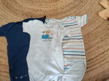 Lot de 3 bodies 3 ans