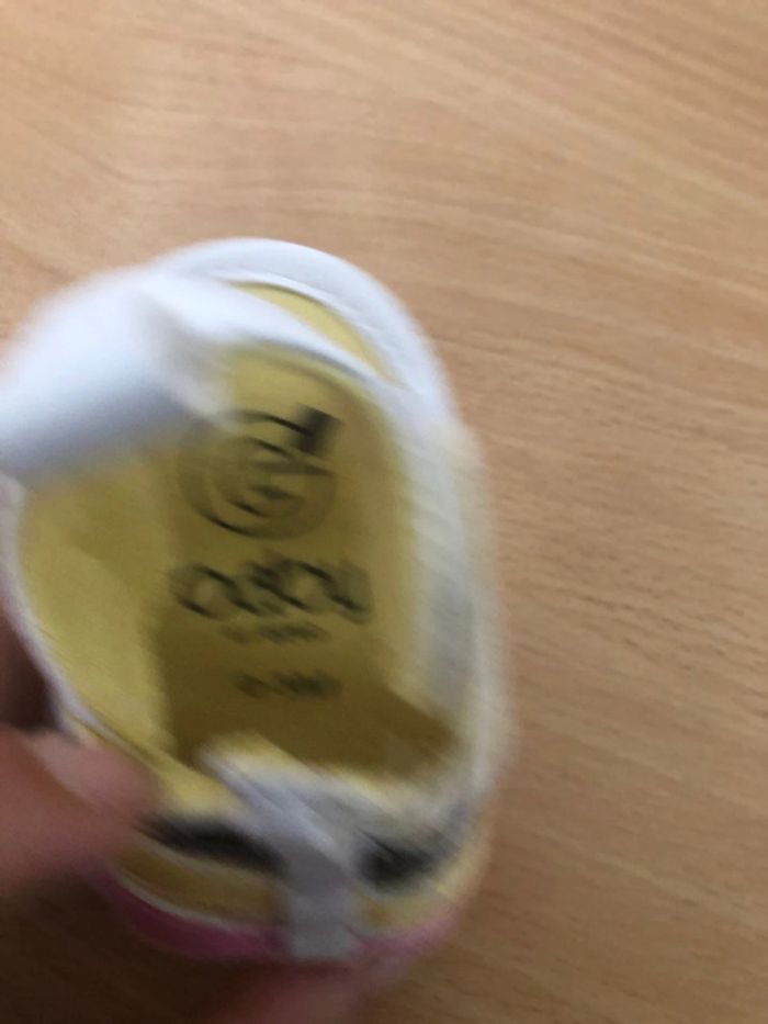 Nue pied 0-3 mois - photo numéro 5