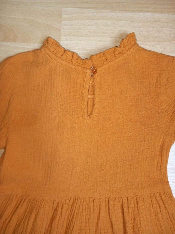 Robe gaze de coton moutarde Okaïdi 4 ans TBE - photo numéro 5