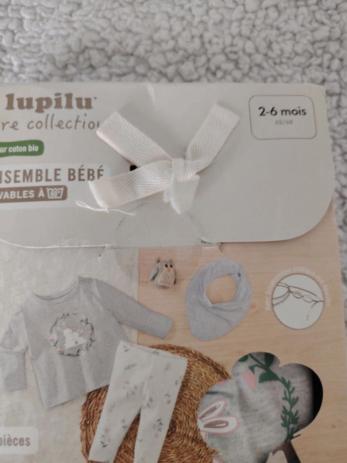 Ensemble bébé - photo numéro 3