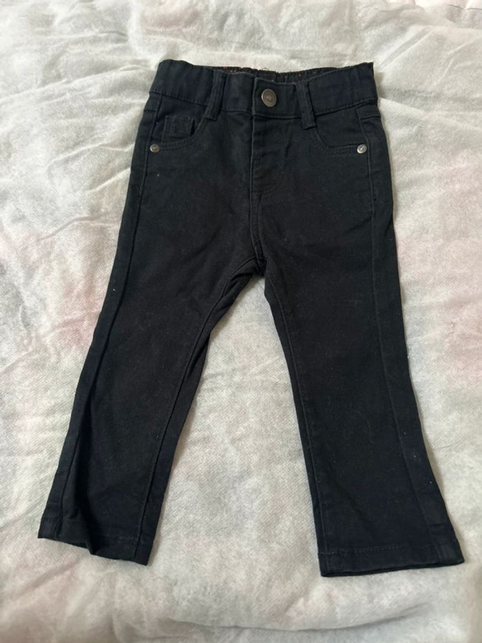 Pantalon jean noir 6 mois tape à l’œil