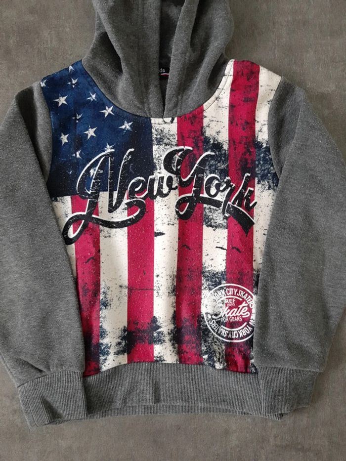 Sweat à capuche garçon - photo numéro 2