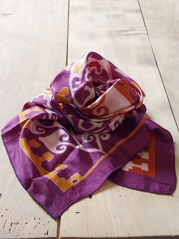 Foulard femme Fantaisie Baroque acetate rayon vintage