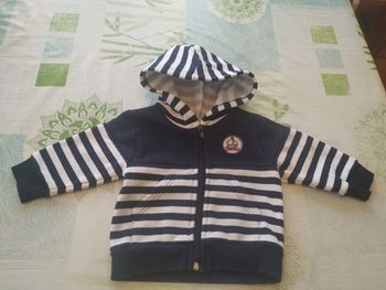 Veste à capuche 6 mois