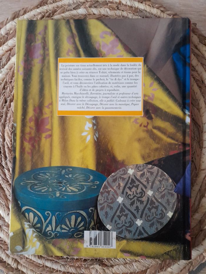 Livre "Peinture sur tissu" - photo numéro 2