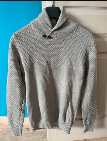 Pull Celio