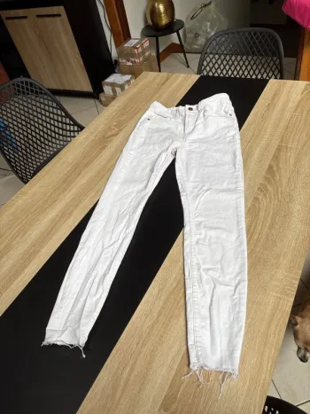 Pantalon slim taille 34