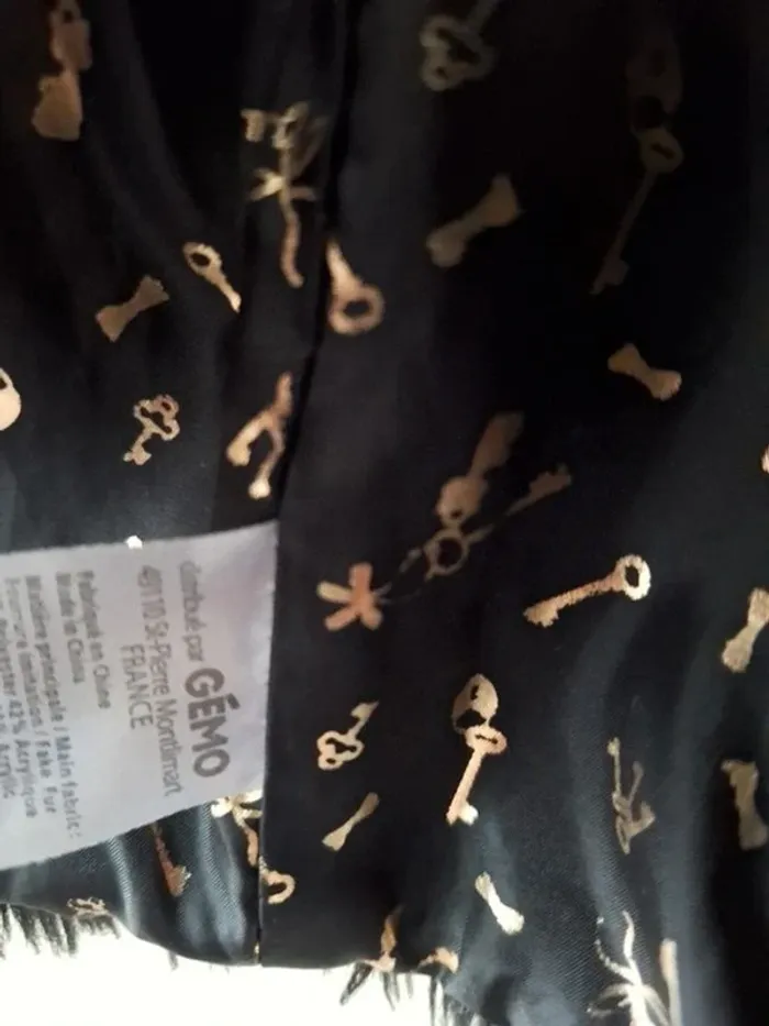 Veste sans manche noire fausse fourrure fille Gémo 4 ans - photo numéro 2