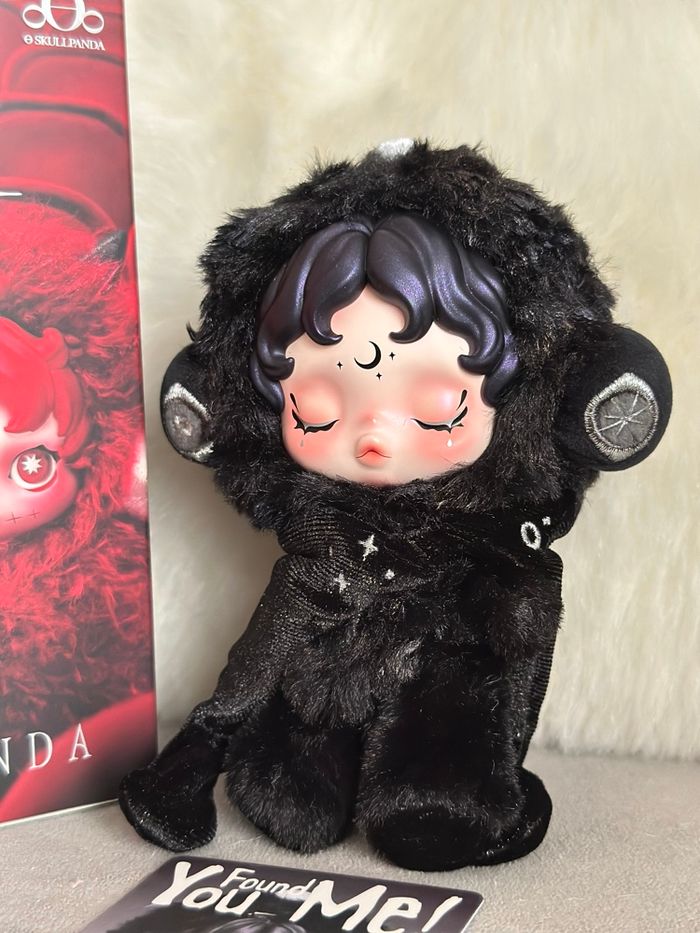 Skullpanda You found me Darkness plush pendant - photo numéro 4