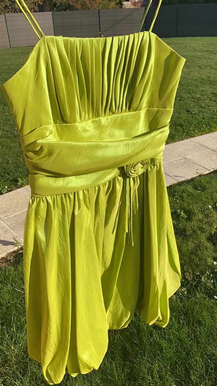 Robe cérémonie vert anis et son étole - photo numéro 2