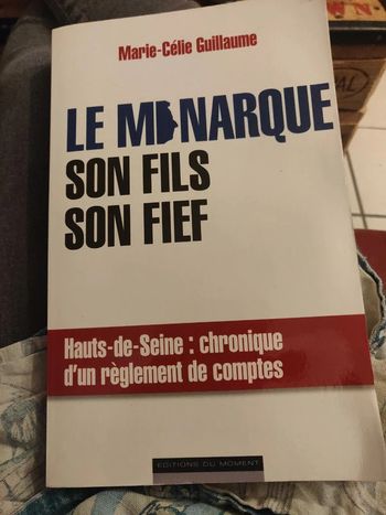 Le monarque son fils son fief, haut de seine