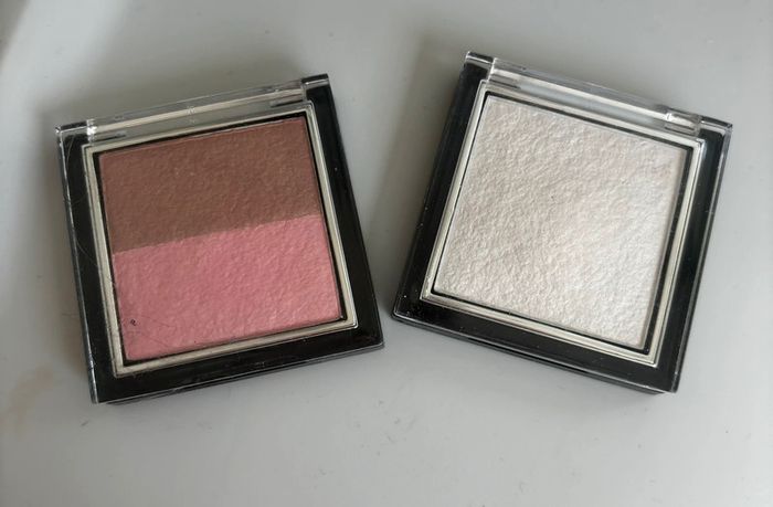 Blush et poudre