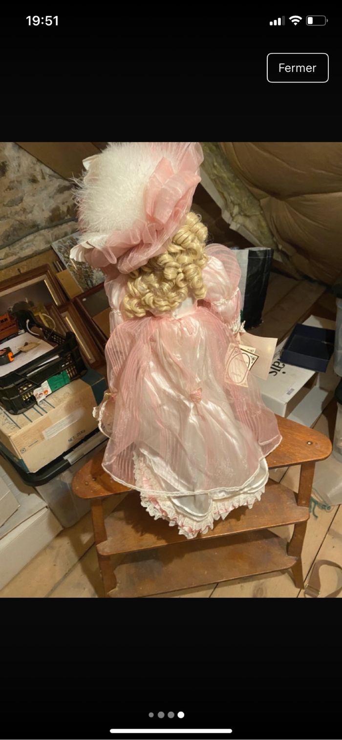 Poupée de collection en porcelaine Claudia de Alberon - photo numéro 4