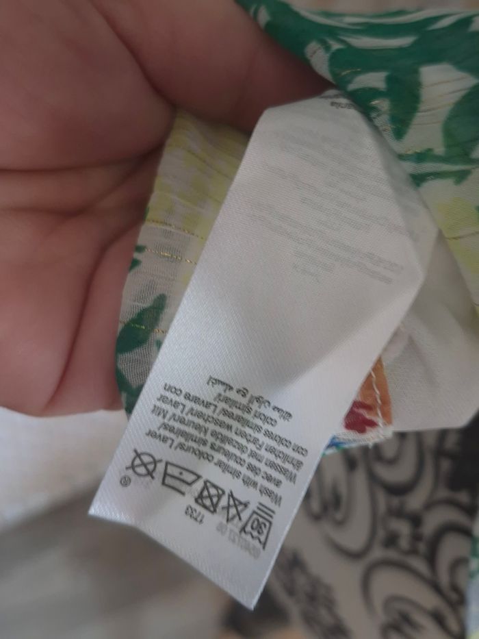 🌸 joli top / blouse fleuri vaporeux Etam détails dorés femme TS / 36 - photo numéro 8