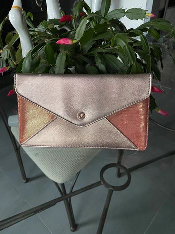 Pochette marionnaud