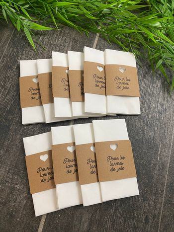 100 mouchoirs + pochettes pour larmes de joie mariage baptême 
