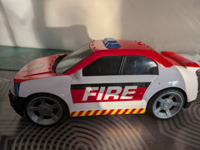 Camion pompier,voiture et hélicoptère - photo numéro 8