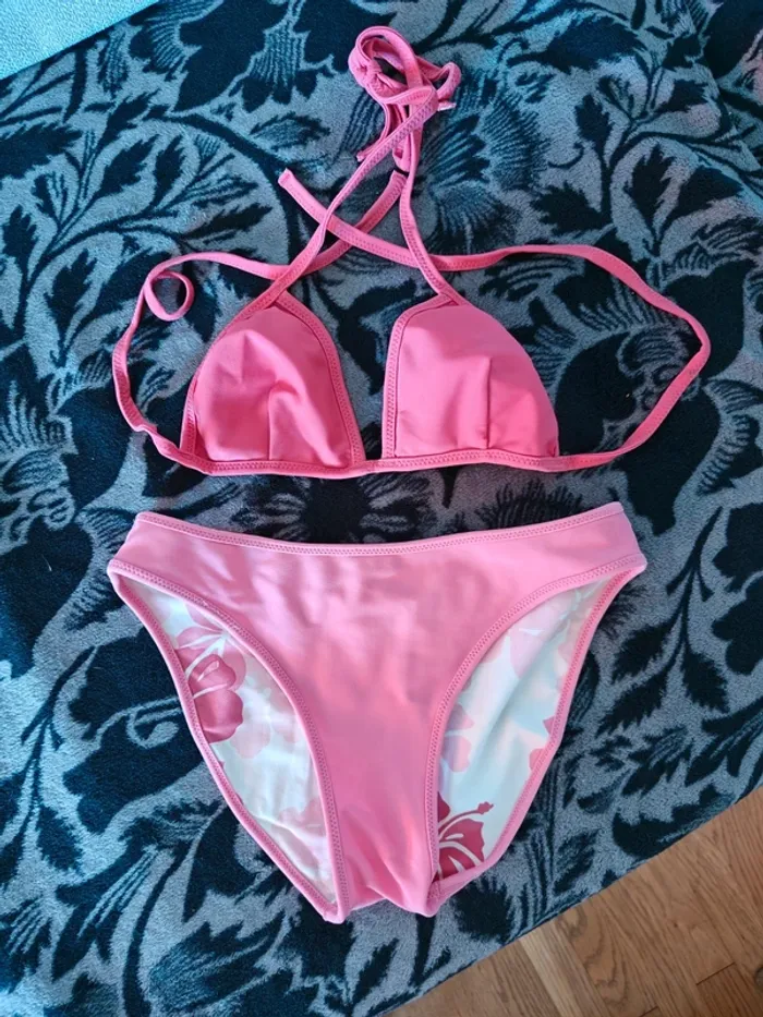 Maillot de bain fille réversible - photo numéro 3