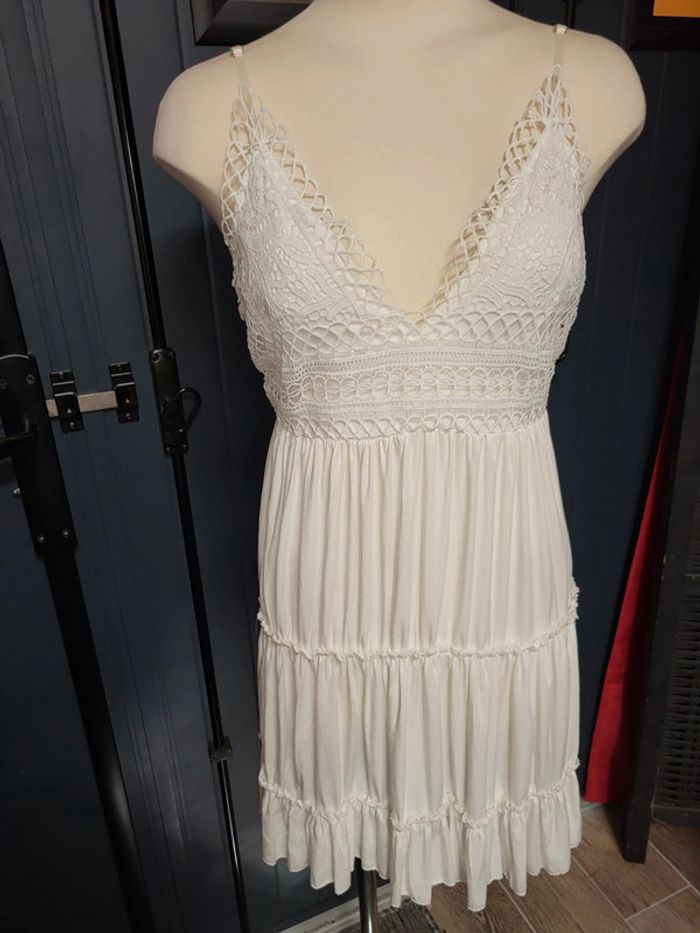 Magnifique robe d'été crème