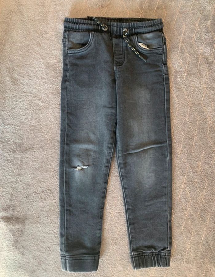 Pantalon gris/noir garçon taille 8 ans