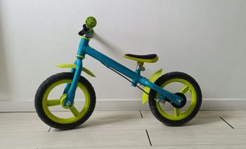 Draisienne bleu et vert. Vélo. Nakamura. 18 mois à 4 ans