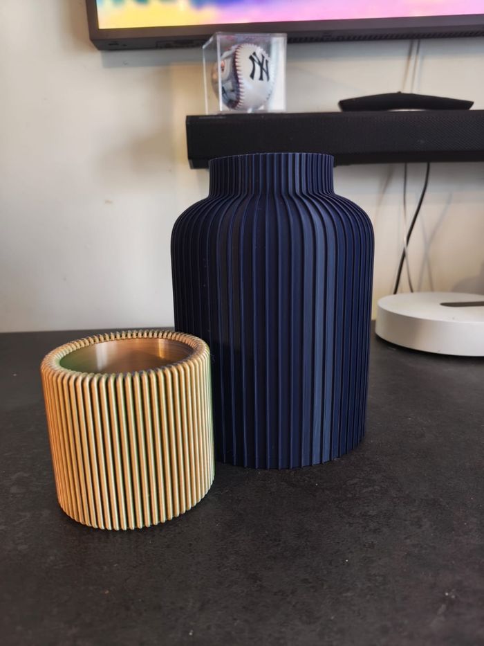 Vase bleu - photo numéro 2
