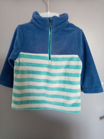 Pull polaire 6 mois