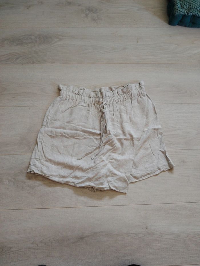 Jupe short femme. Taille 38