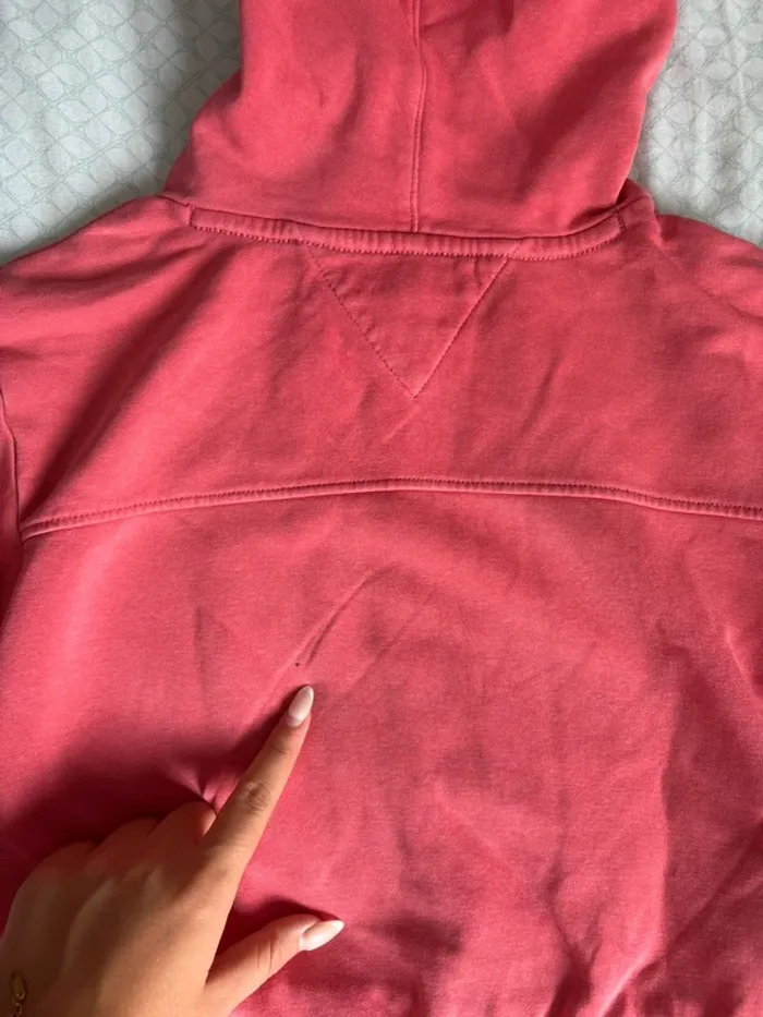 Pull rose Tommy Hilfiger 10 ans - photo numéro 4