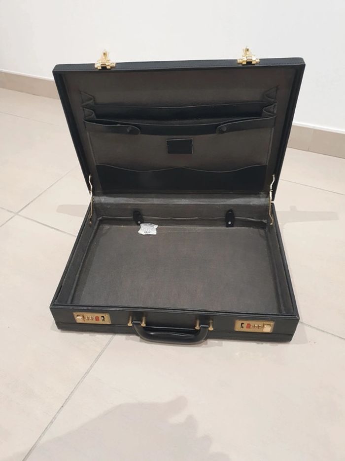 Mallette attaché case - photo numéro 3