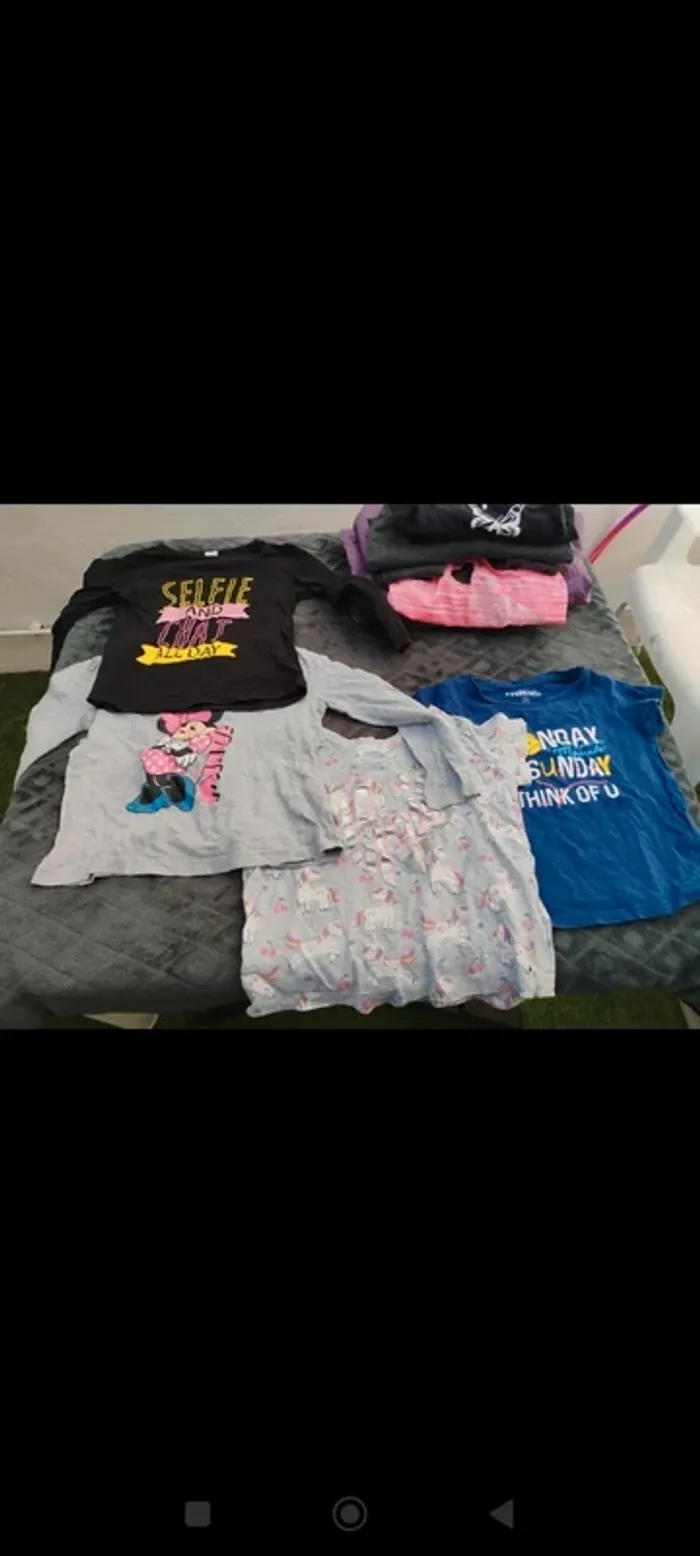 Lot vêtements 4ans - photo numéro 2
