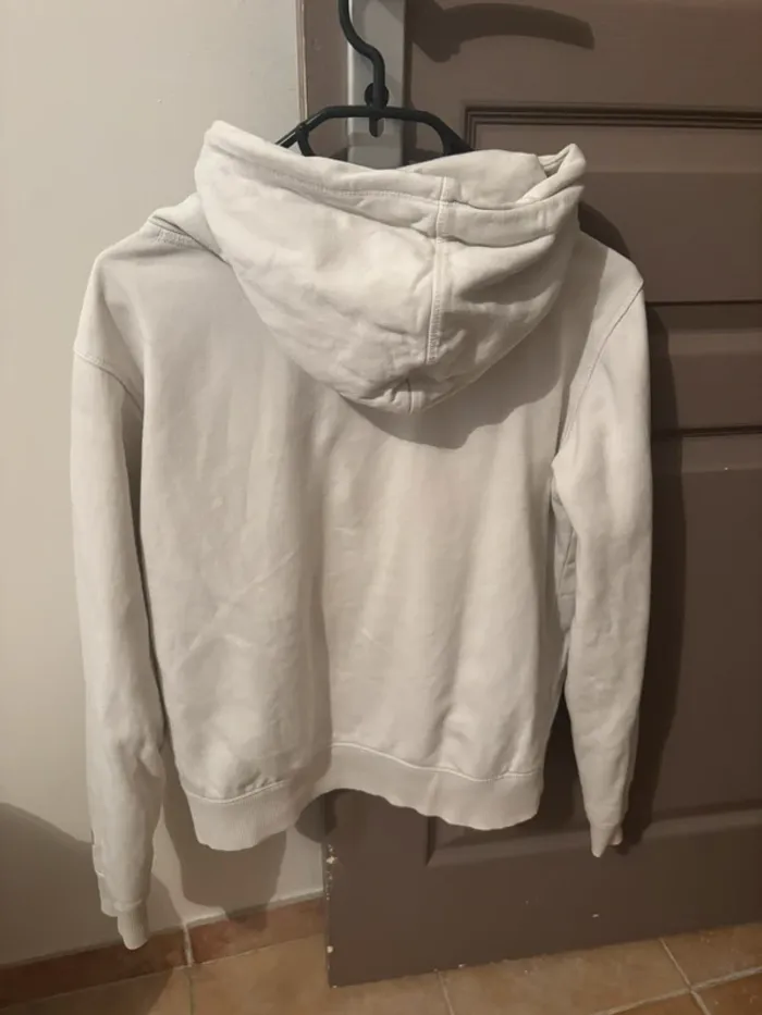 pull à capuche - photo numéro 4