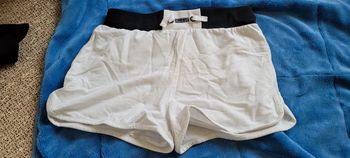 Short sport femme