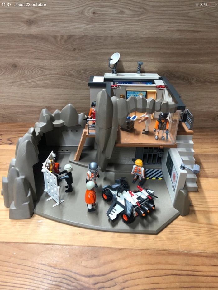 Base espion playmobil