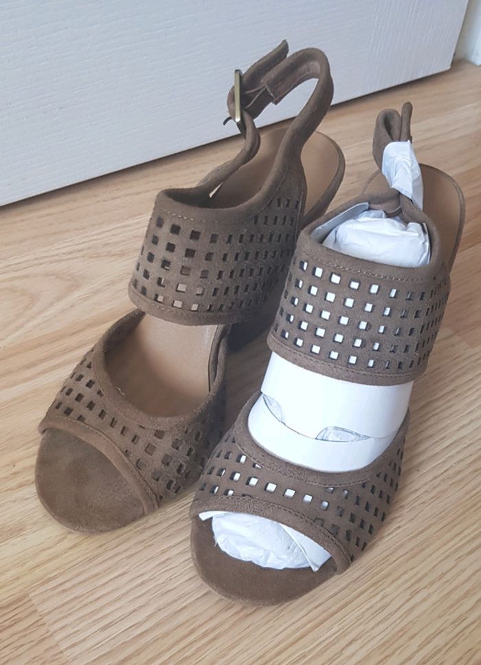 Sandales en cuir - photo numéro 3
