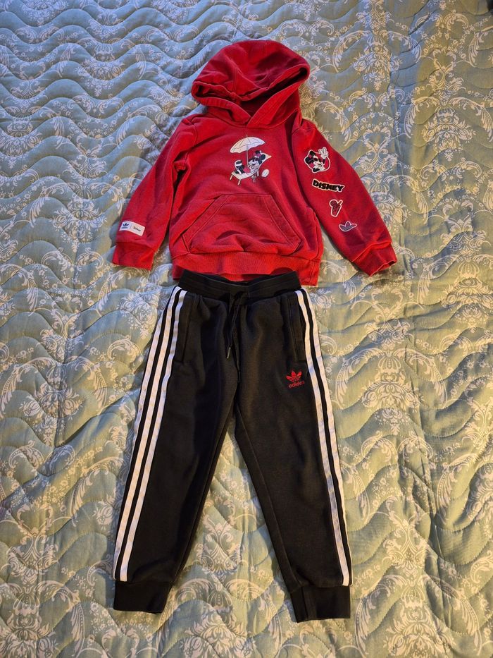 Superbe Ensemble Adidas X Disney 4/5ans
