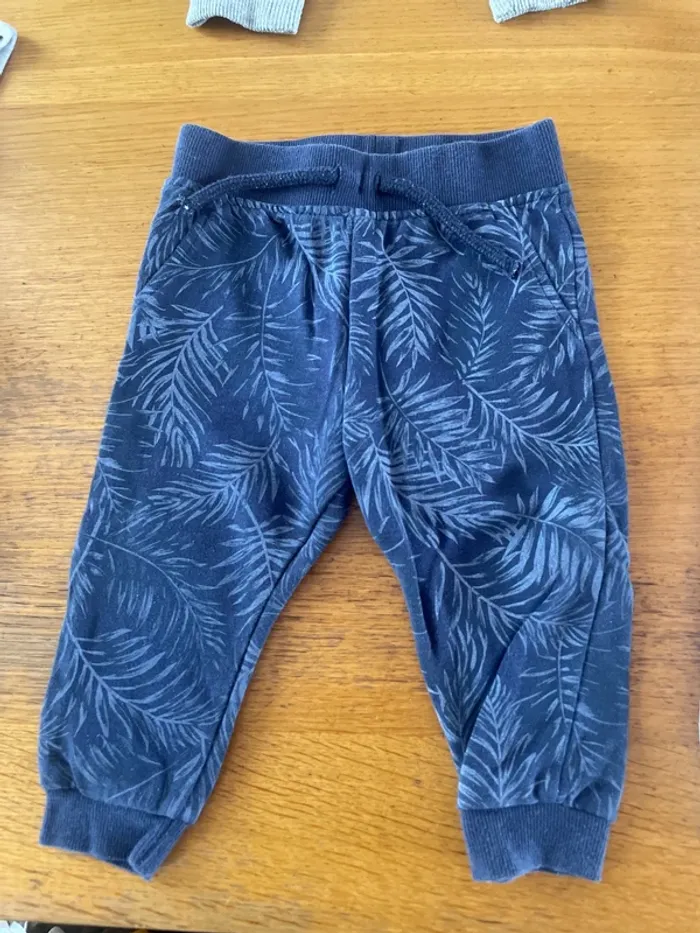 Lot 4 pantalon coton garçon 12 mois - photo numéro 2